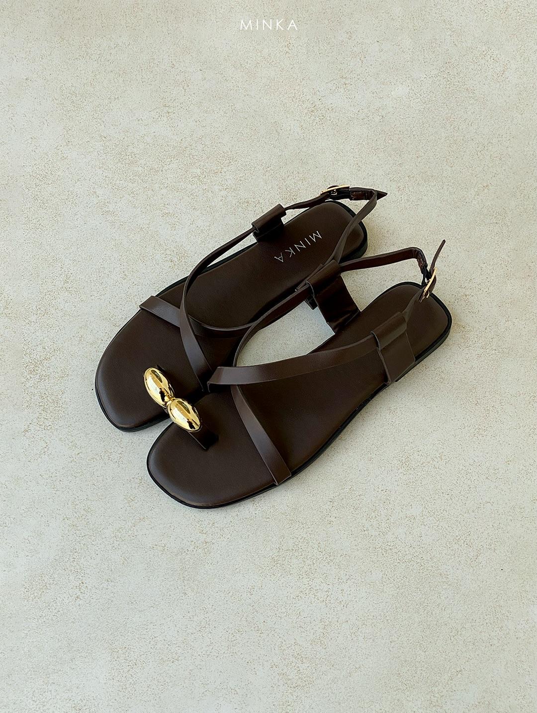 Zara Flats