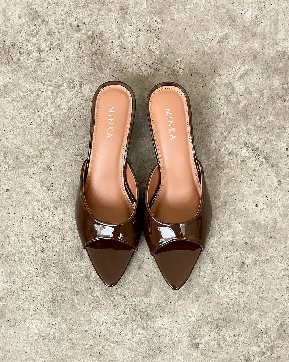 Aria Pointed Mules in espresso – glossy patent pointed-toe mules
