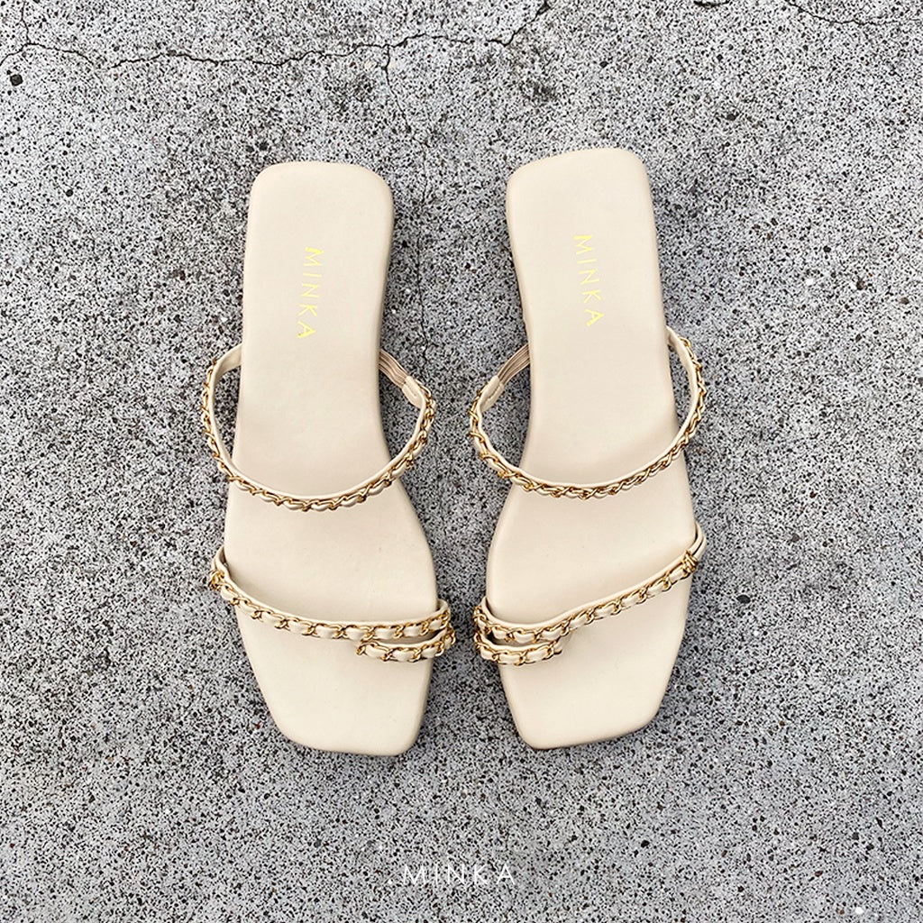 Serena Flats in beige – square-toe buckle flats