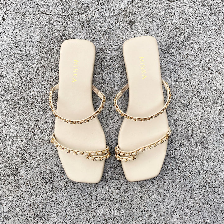 Serena Flats in beige – square-toe buckle flats