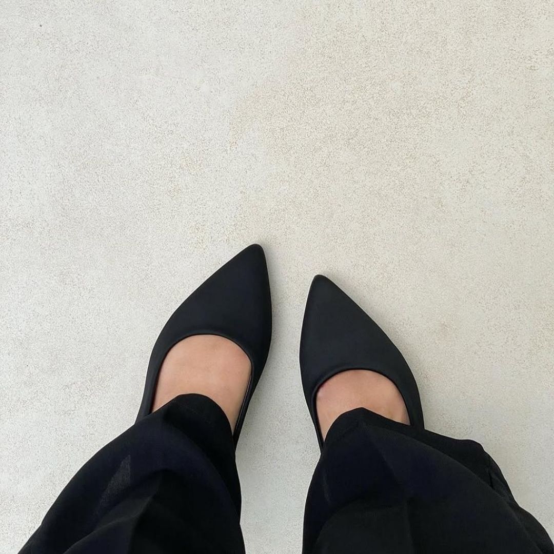 Bella Slingback Pumps in black – velvet slingback heels