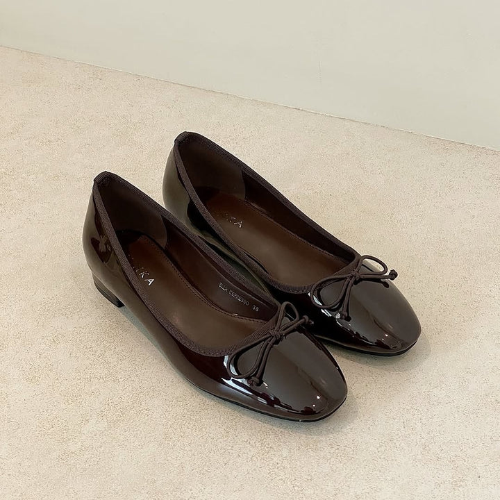 Daisy Bow Pumps in dark brown – bow-detail heels