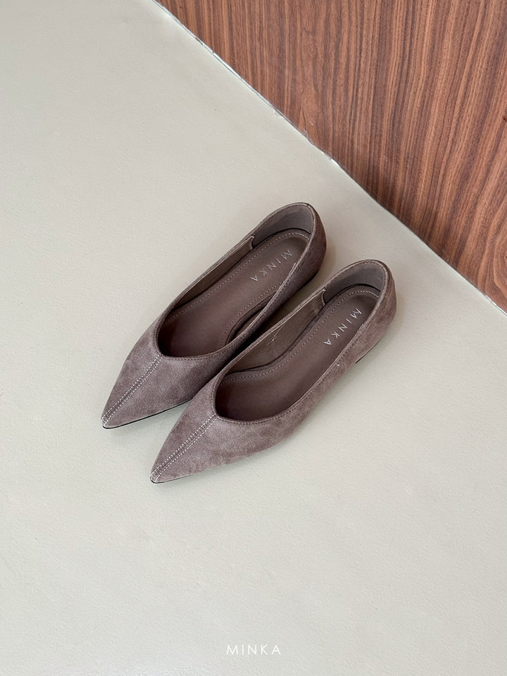 MODA Flats, pointed-toe suede flats – photo 6