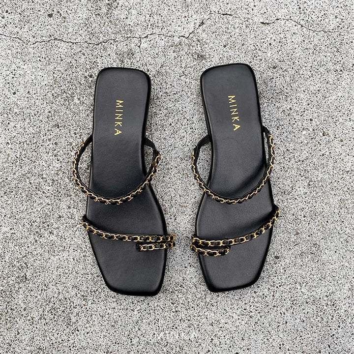 Serena Flats in black – square-toe buckle flats