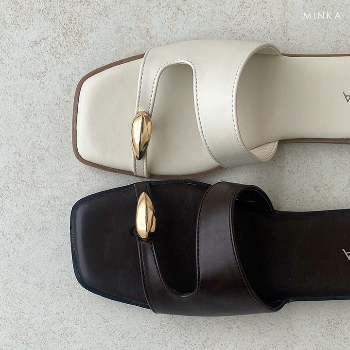 KISA Square Toe, toe-loop flat sandals – photo 6
