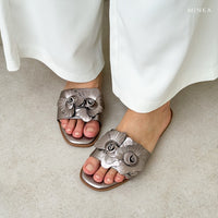 WARA Flora Square Toe Flats
