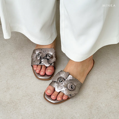 WARA Flora Square Toe Flats