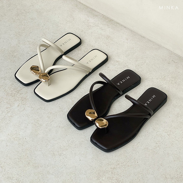 Lux Square Toe – flat sandals with gold detail for women