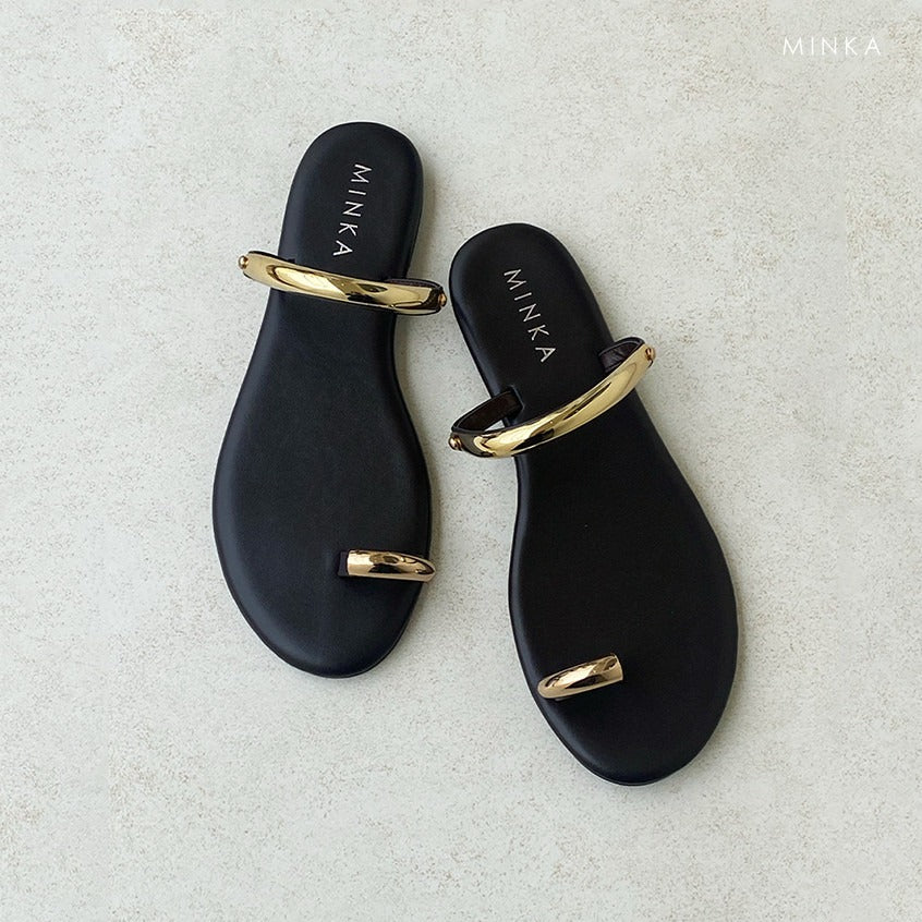 NOIR Open Toe Flat
