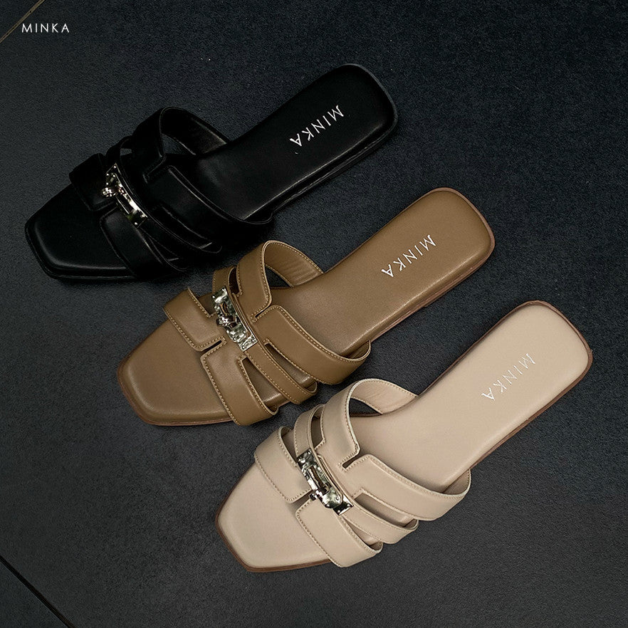 RAN Sandals in camel tan – buckle flat sandals