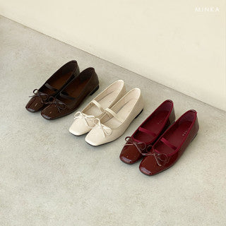 ERY Mary Jane Bow Flats – square-toe Mary Janes with bow